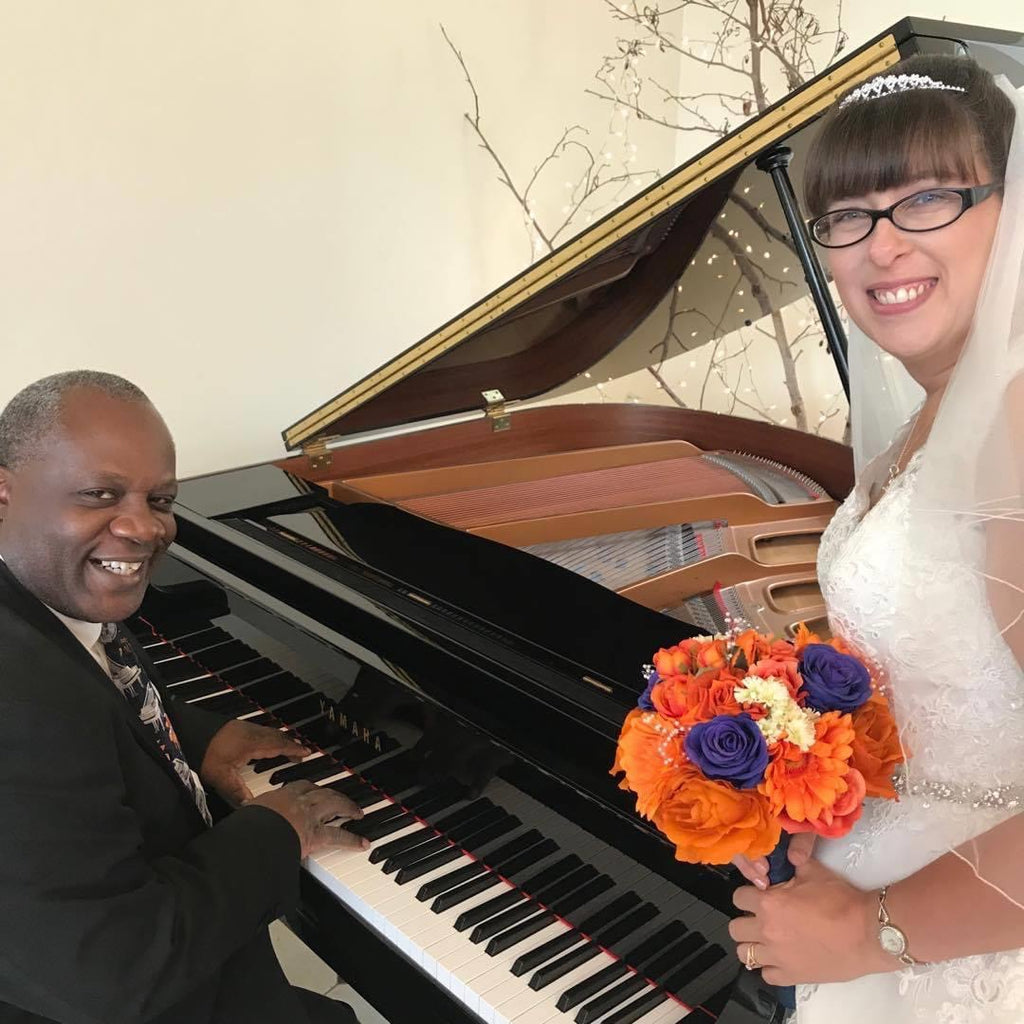 An Wedding Session Audience with “Lincoln Noel - The Maestro”